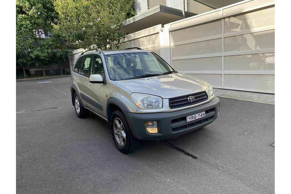 2003 Toyota RAV4 Cruiser ACA21R