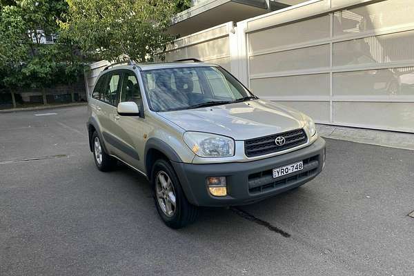 2003 Toyota RAV4 Cruiser ACA21R