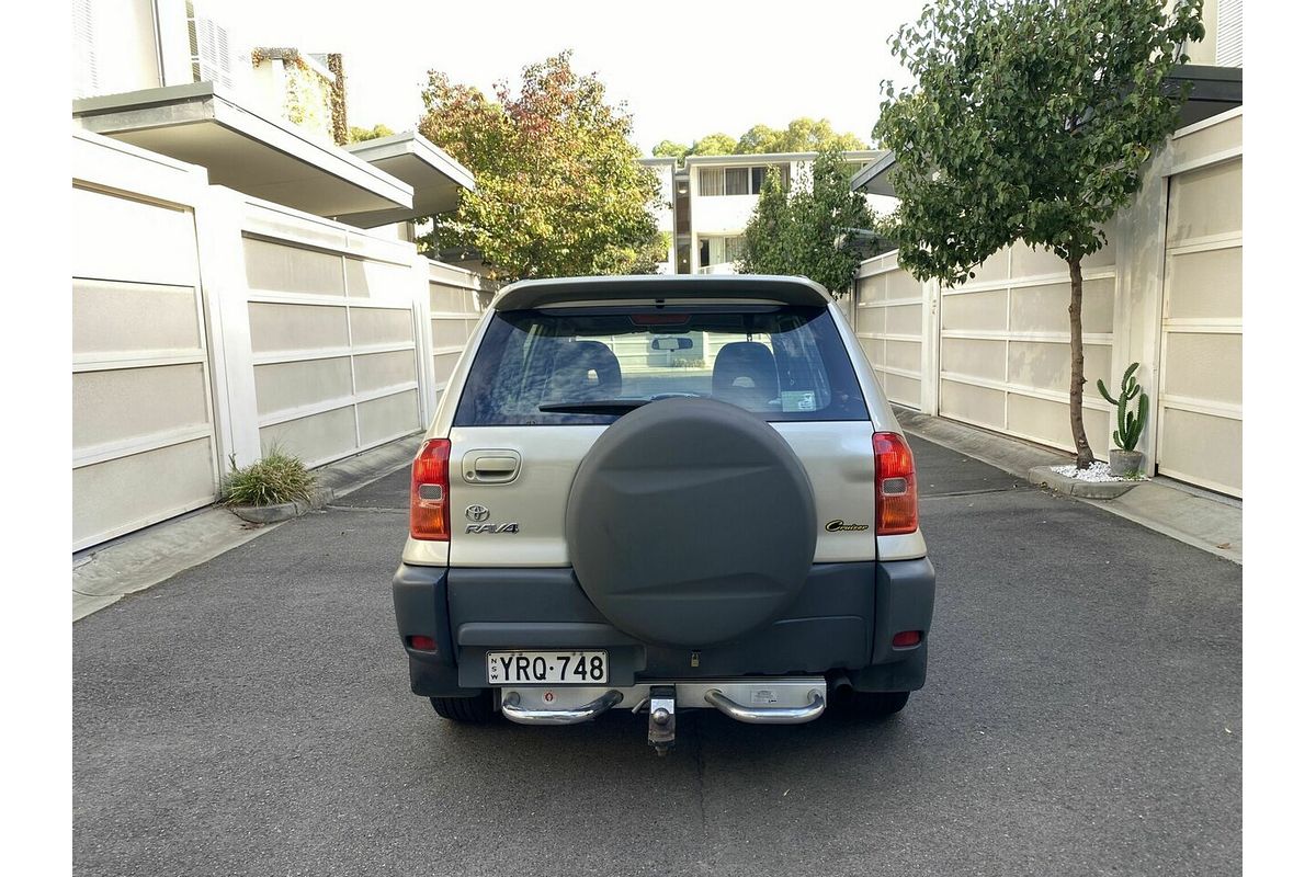 2003 Toyota RAV4 Cruiser ACA21R