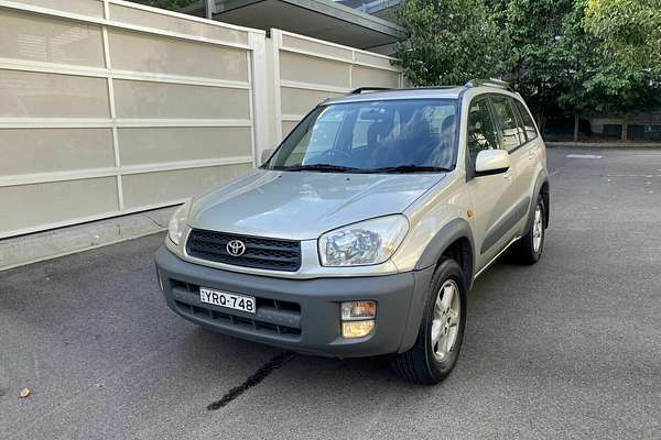 2003 Toyota RAV4 Cruiser ACA21R