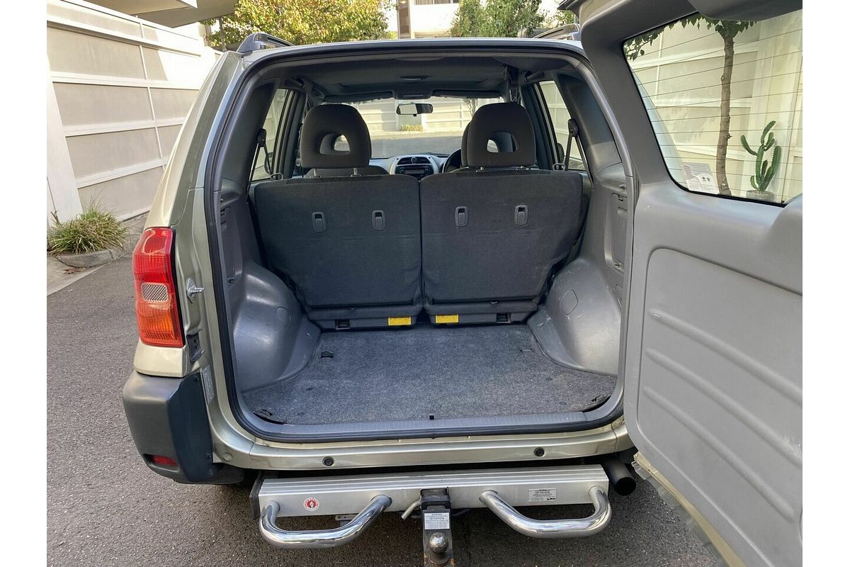 2003 Toyota RAV4 Cruiser ACA21R