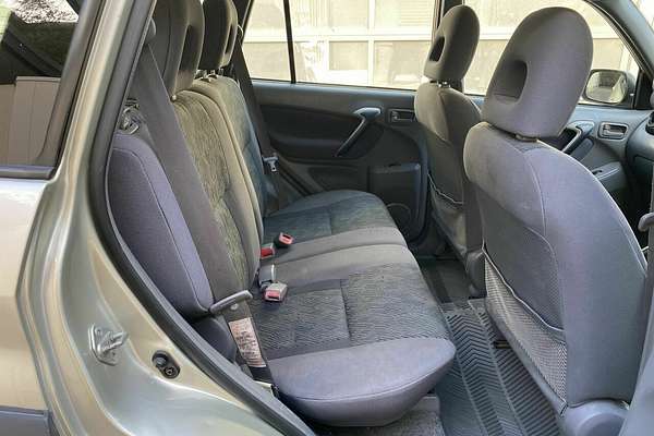 2003 Toyota RAV4 Cruiser ACA21R