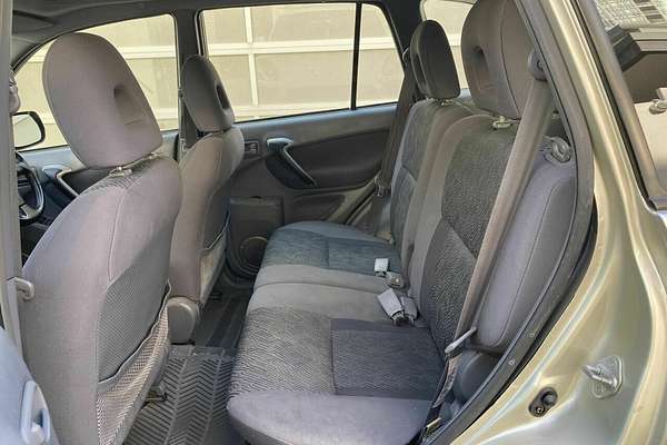 2003 Toyota RAV4 Cruiser ACA21R