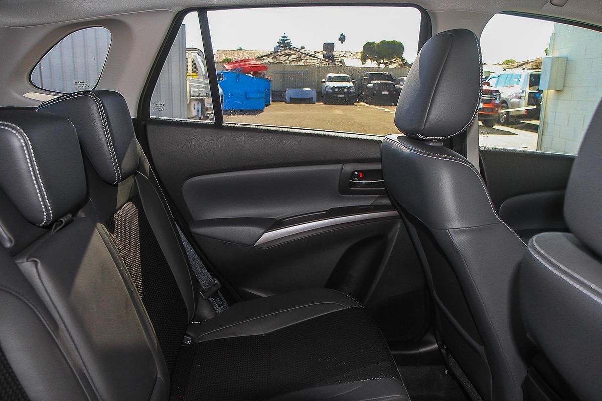 2024 Suzuki S-Cross ALLGRIP Prestige JYB
