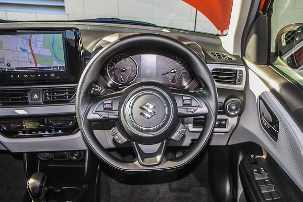 2025 Suzuki Swift Hybrid UZ