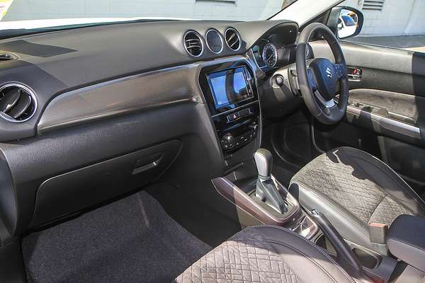 2023 Suzuki Vitara Turbo LY Series II