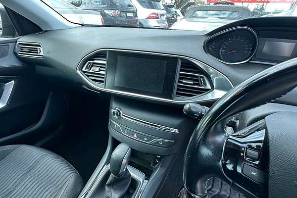 2017 Peugeot 308 Active T9