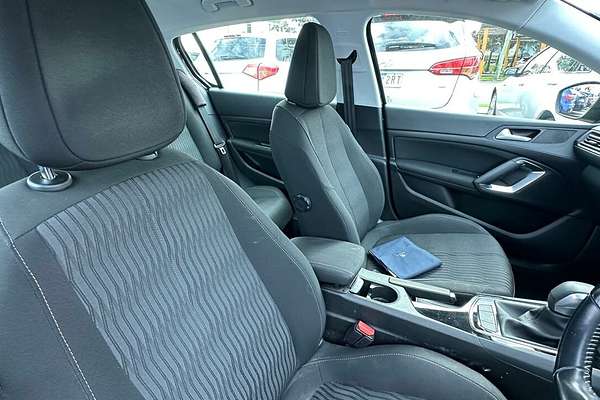 2017 Peugeot 308 Active T9