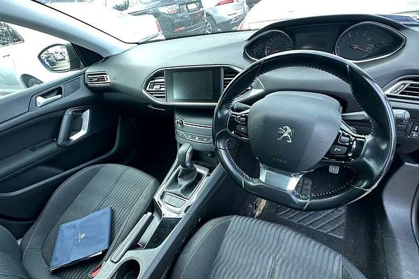 2017 Peugeot 308 Active T9