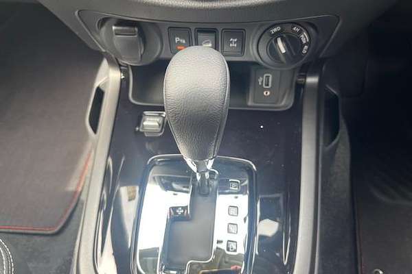 2024 Nissan Navara PRO-4X Warrior D23 4X4