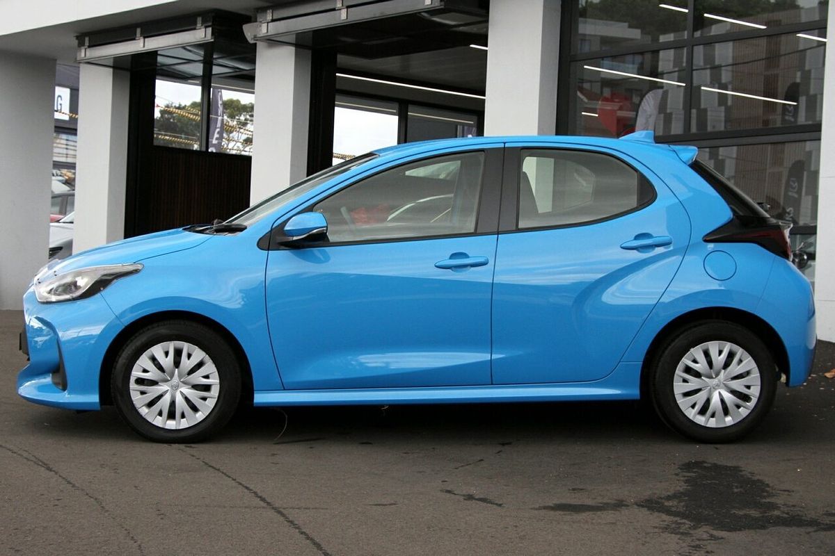 2022 Toyota Yaris Ascent Sport MXPA10R