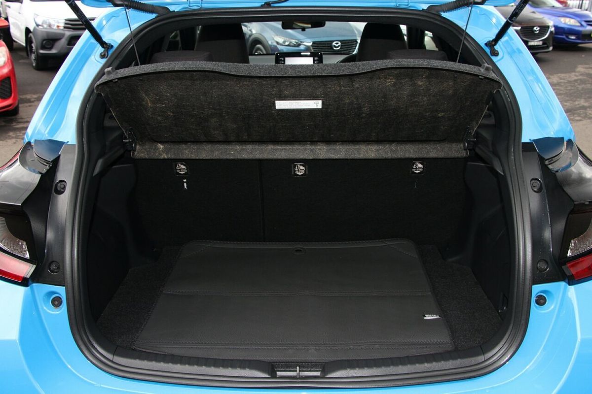 2022 Toyota Yaris Ascent Sport MXPA10R
