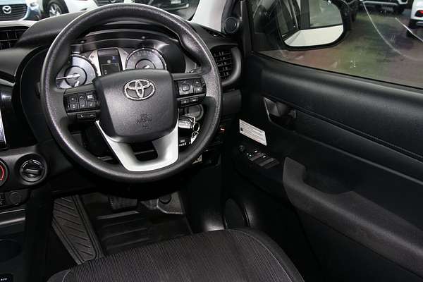 2021 Toyota Hilux SR GUN126R 4X4