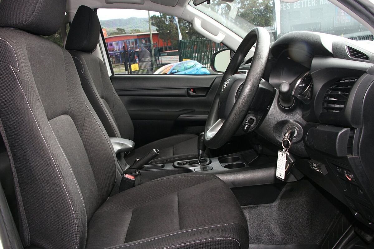 2021 Toyota Hilux SR GUN126R 4X4