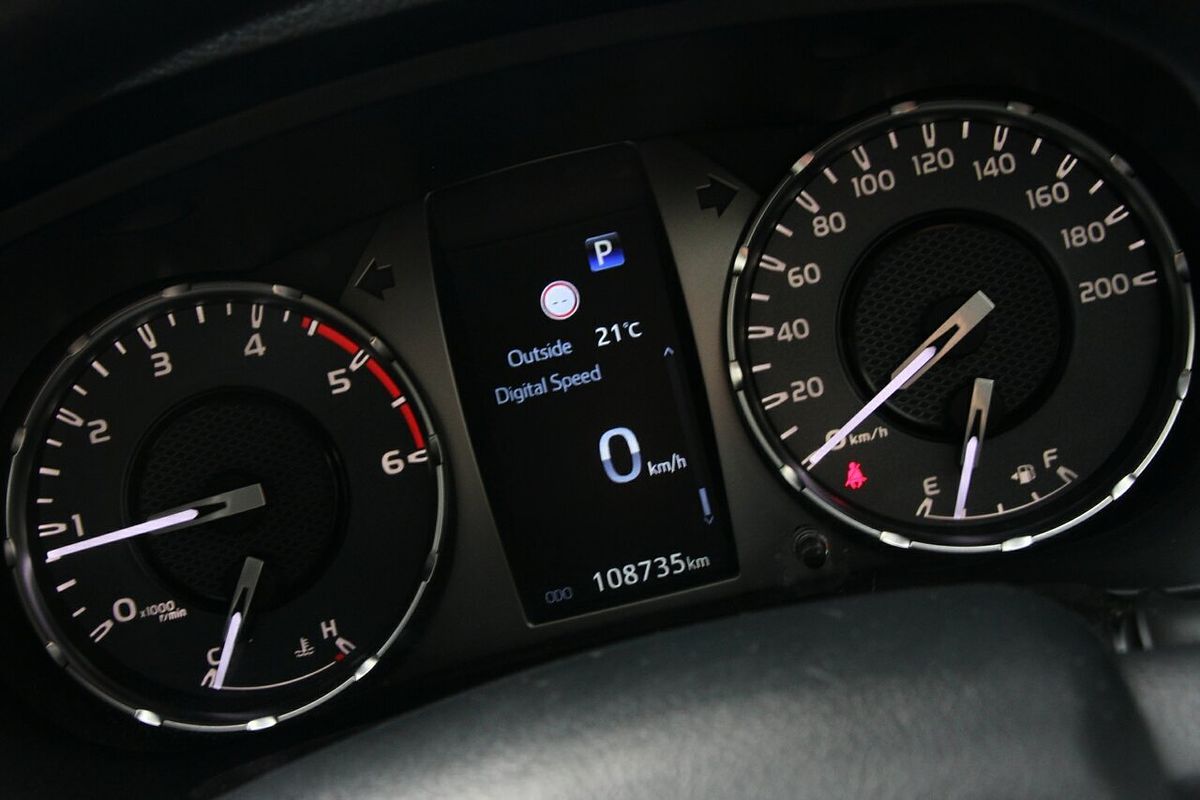 2021 Toyota Hilux SR GUN126R 4X4