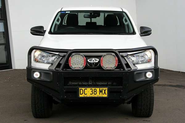 2021 Toyota Hilux SR GUN126R 4X4