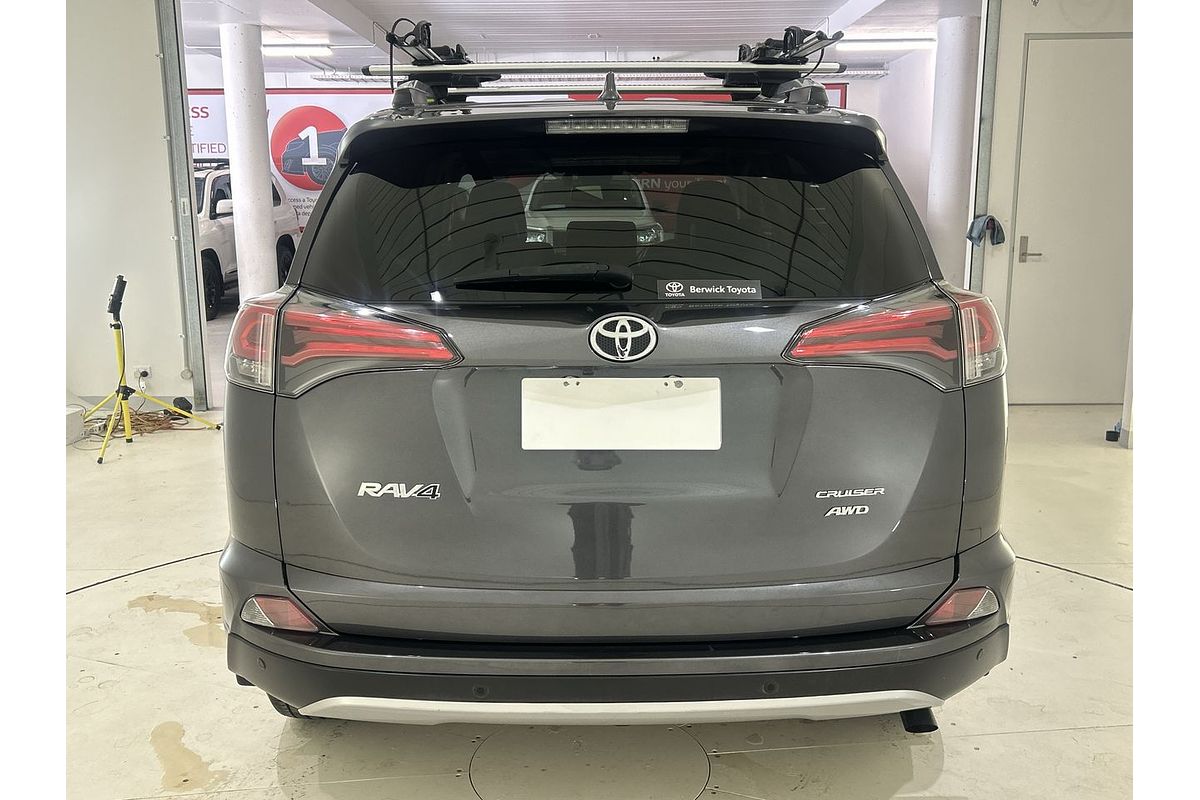 2017 Toyota RAV4 Cruiser ASA44R