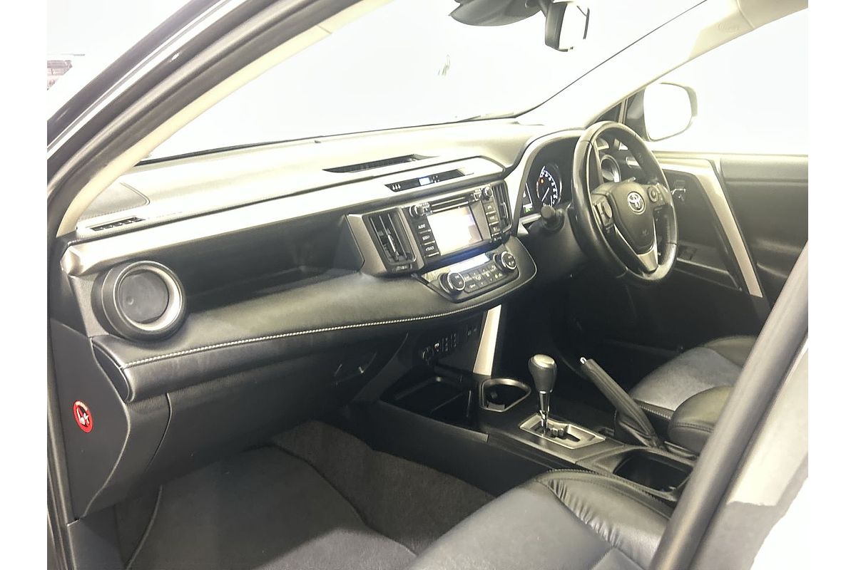 2017 Toyota RAV4 Cruiser ASA44R