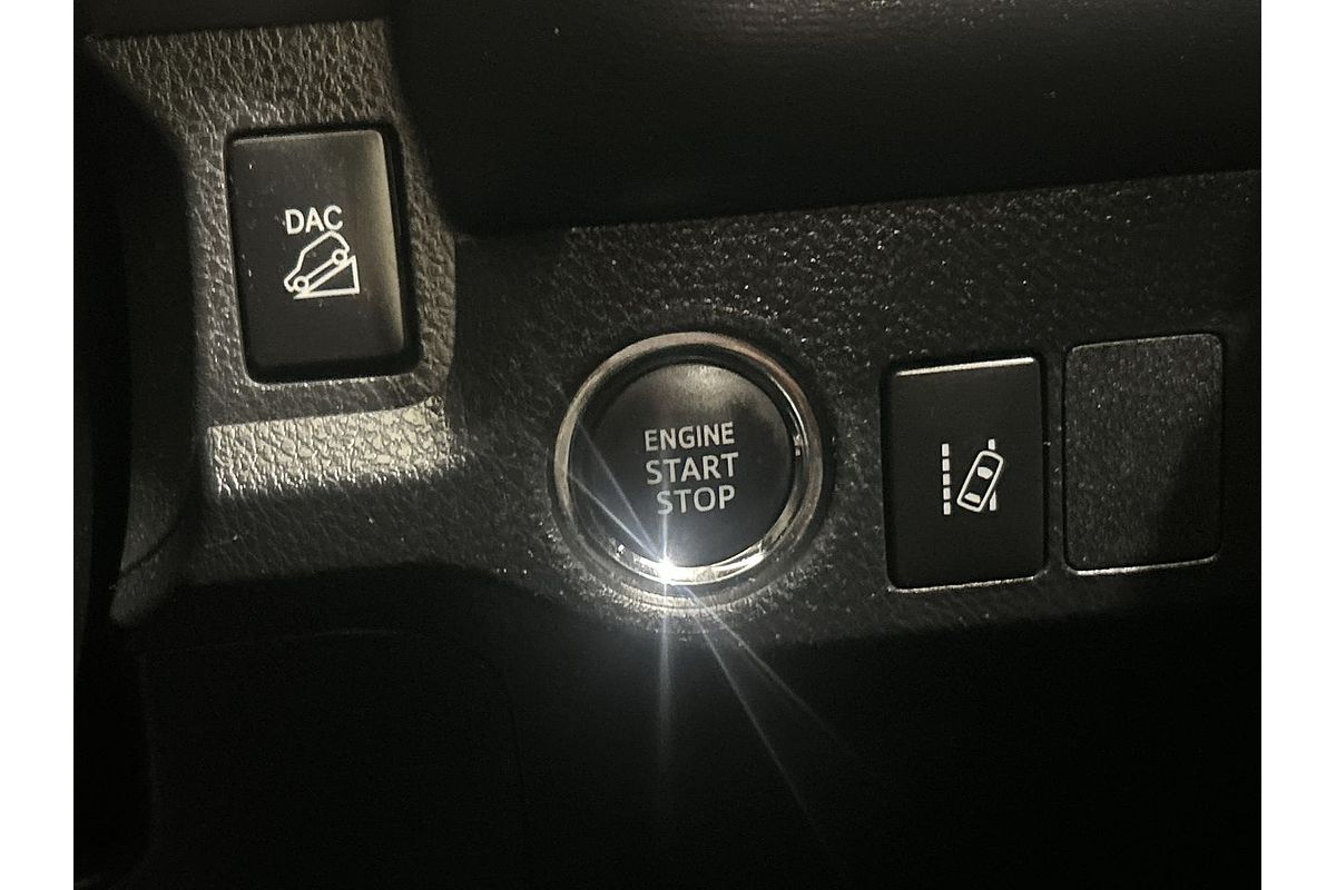 2017 Toyota RAV4 Cruiser ASA44R