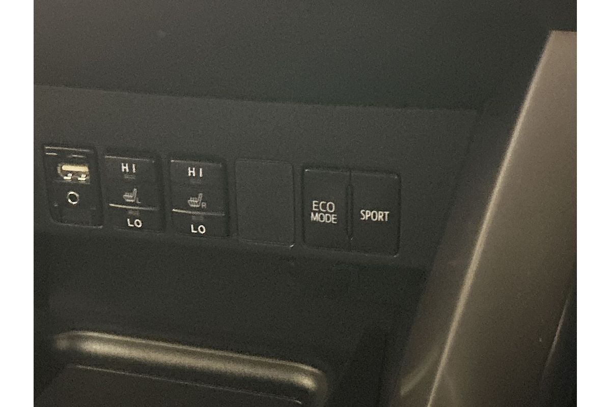 2017 Toyota RAV4 Cruiser ASA44R