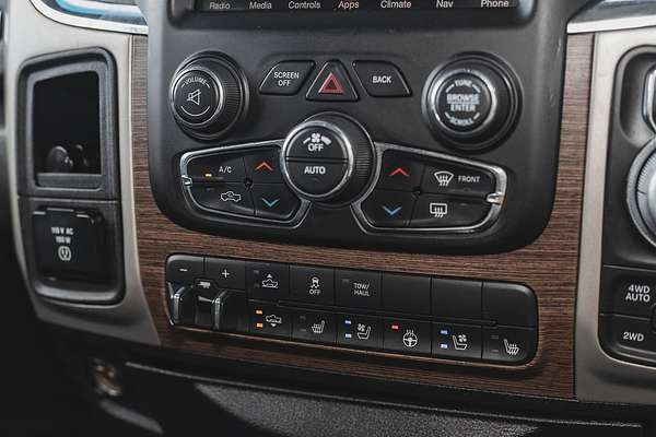 2017 RAM 1500 Laramie 4X4