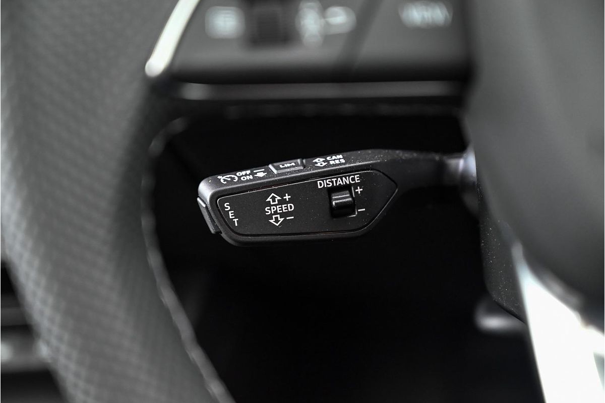 2025 Audi A3 35 TFSI S line GY