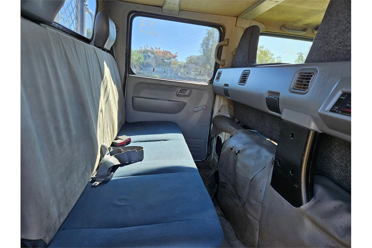 2012 Fuso Canter 515 4x2
