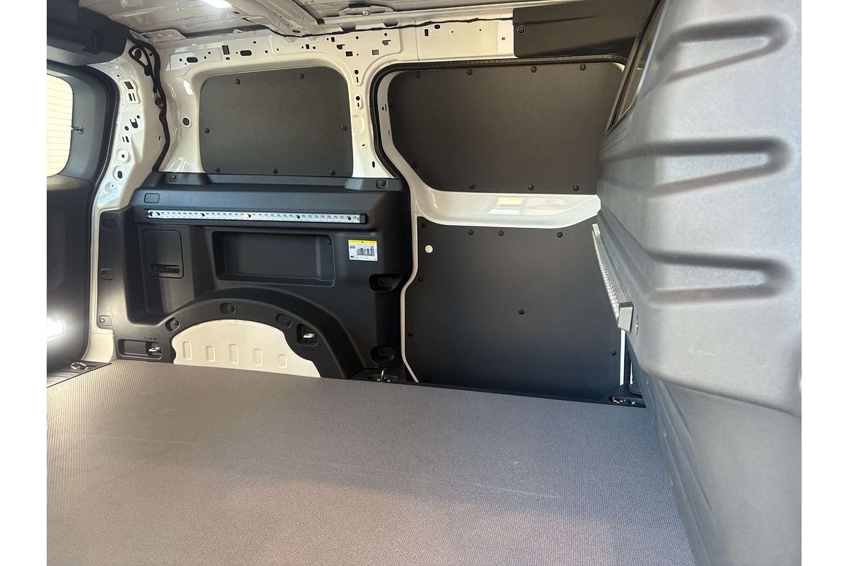 2024 Volkswagen ID. Buzz Cargo BEV550 EBN SWB