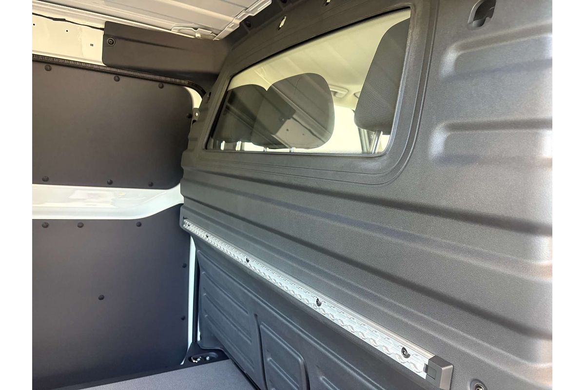2024 Volkswagen ID. Buzz Cargo BEV550 EBN SWB