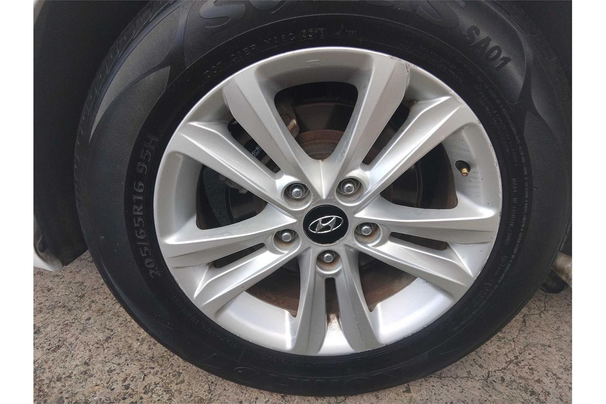 2011 Hyundai i45 Elite YF
