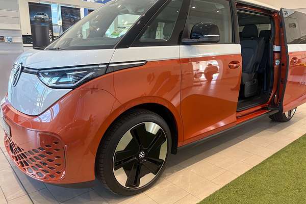 2025 Volkswagen ID. Buzz Pro BEV560 EB LWB
