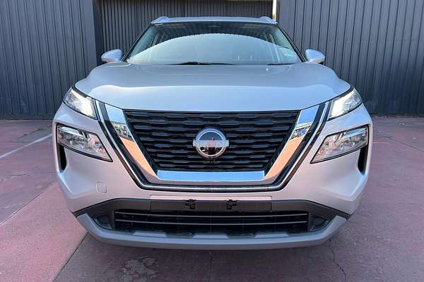 2024 Nissan X-TRAIL ST T33
