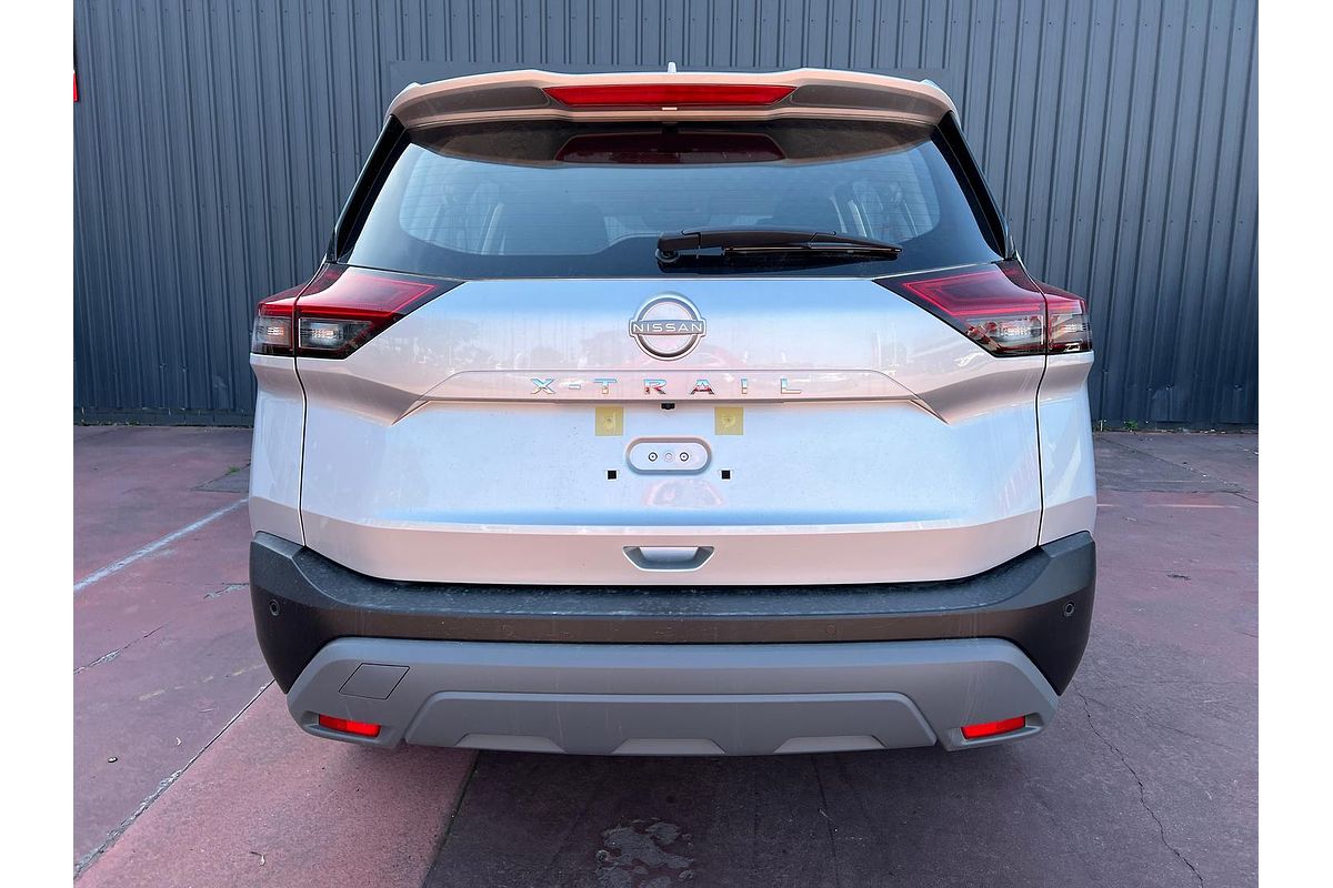 2024 Nissan X-TRAIL ST T33