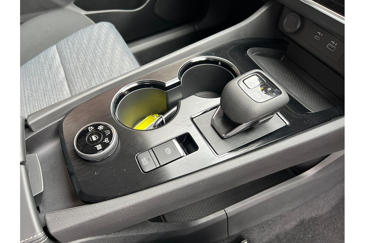 2024 Nissan X-TRAIL ST T33
