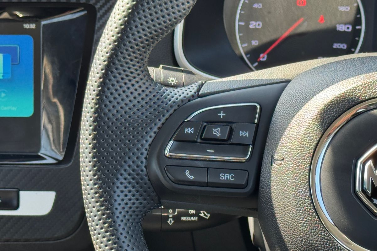 2022 MG ZS Excite AZS1