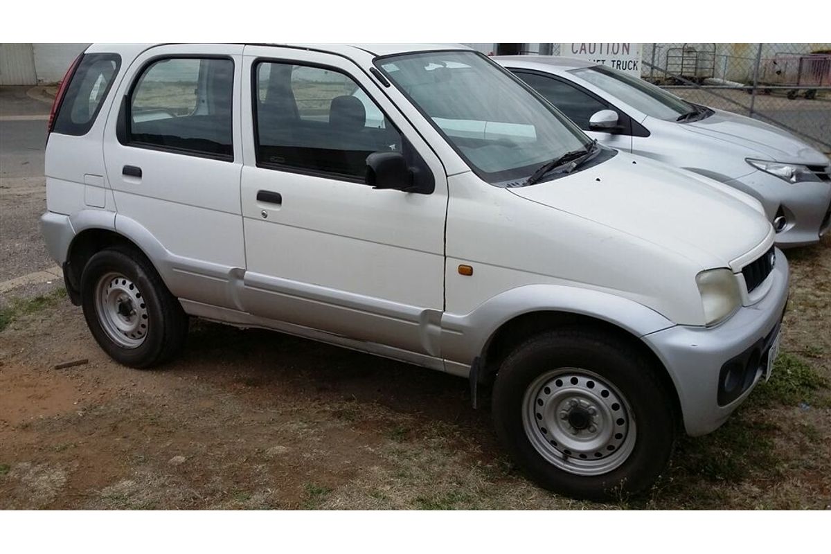 2002 Daihatsu Terios