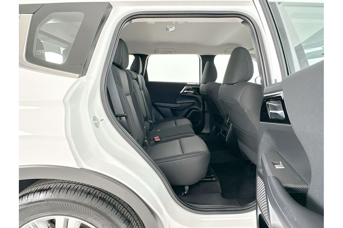 2024 Mitsubishi Outlander ES ZM