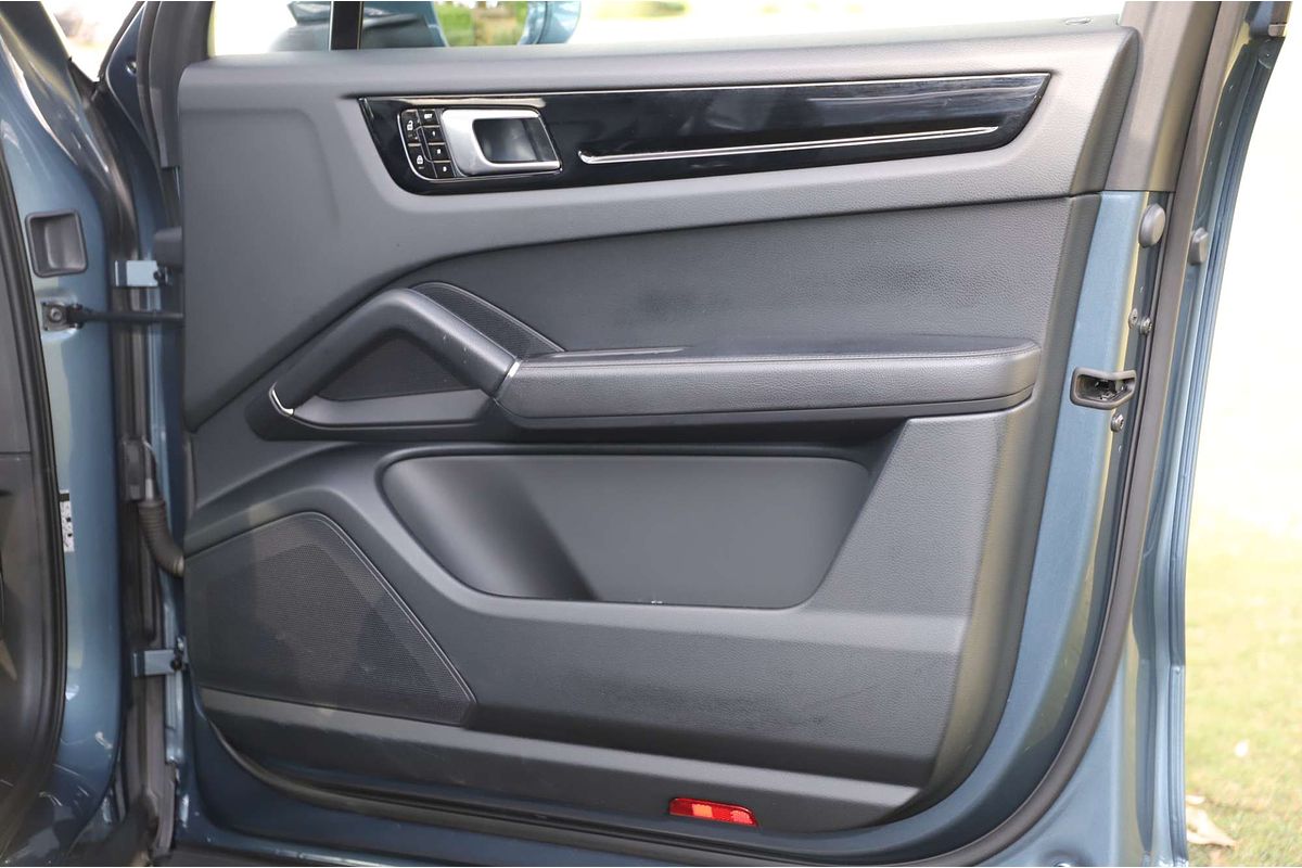 2019 Porsche Cayenne 9YA