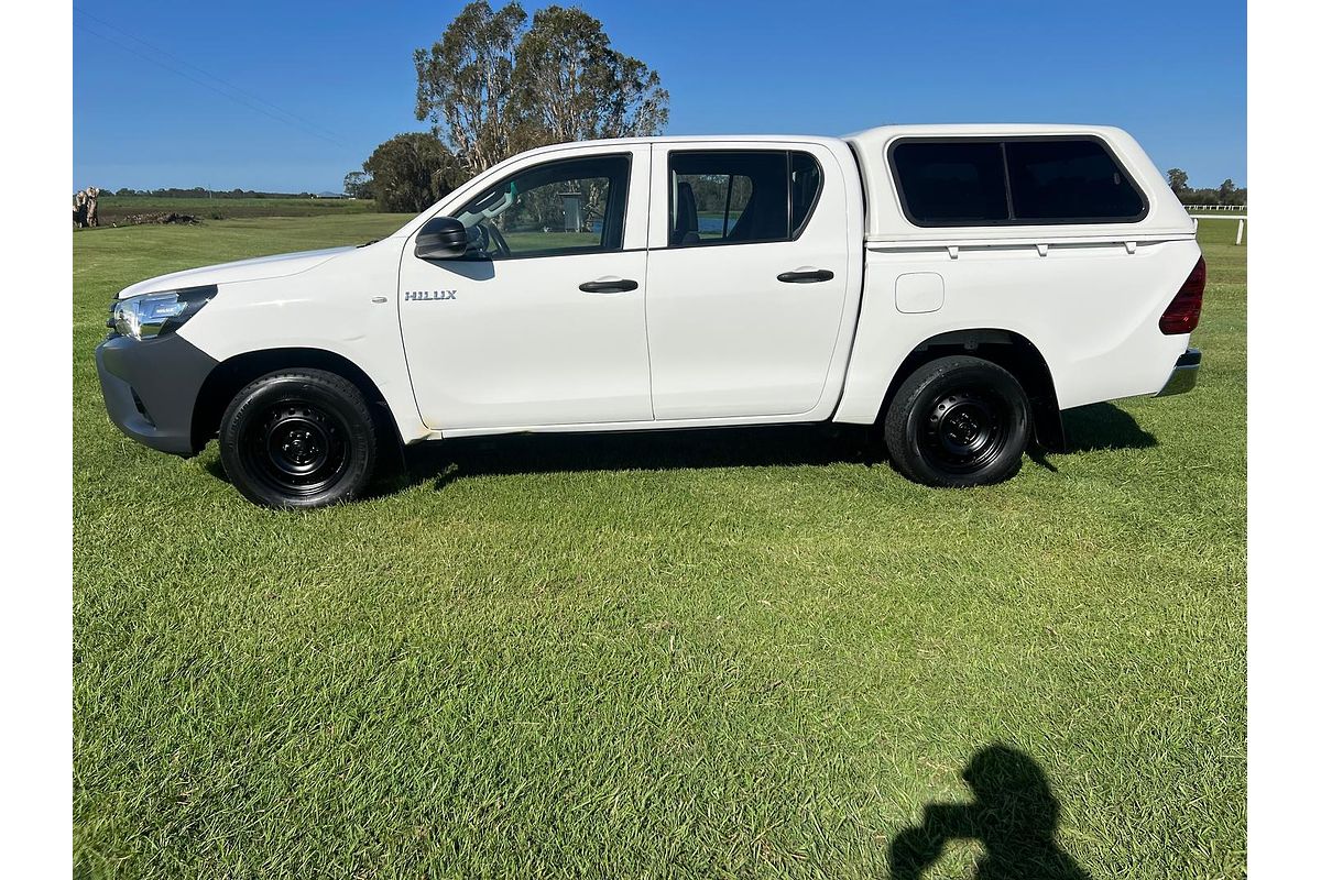 2017 Toyota Hilux Workmate GUN122R Rear Wheel Drive