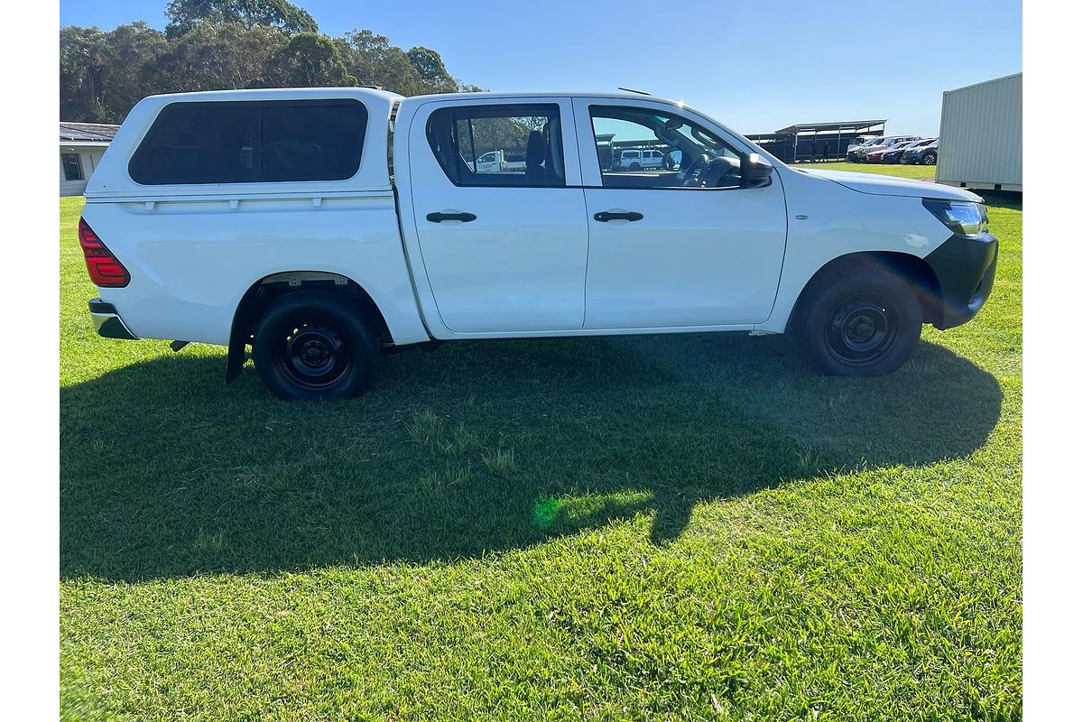 2017 Toyota Hilux Workmate GUN122R Rear Wheel Drive