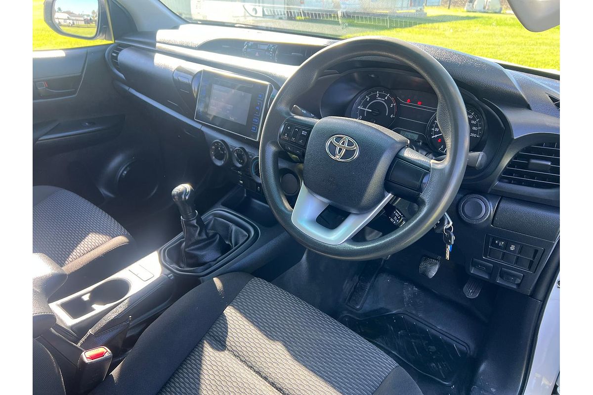 2017 Toyota Hilux Workmate GUN122R Rear Wheel Drive