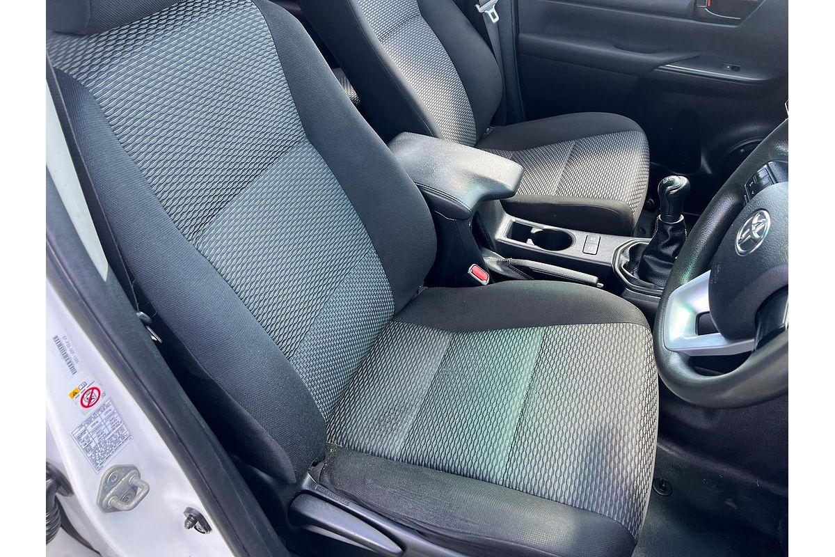2017 Toyota Hilux Workmate GUN122R Rear Wheel Drive