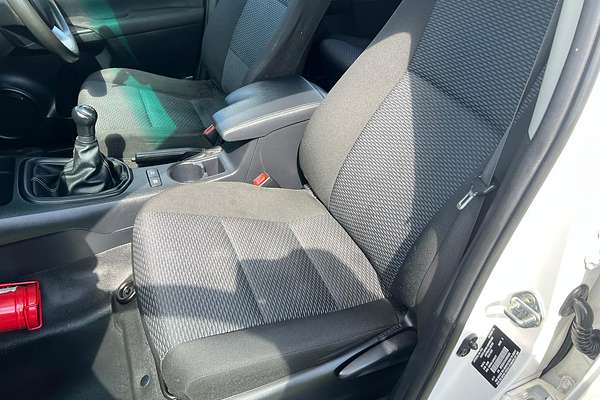 2017 Toyota Hilux Workmate GUN122R Rear Wheel Drive