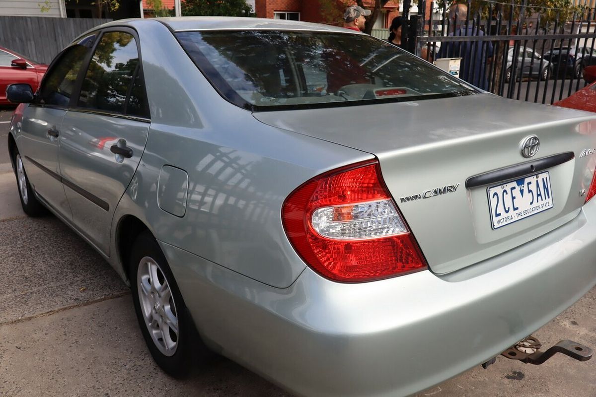 2004 Toyota Camry Altise ACV36R