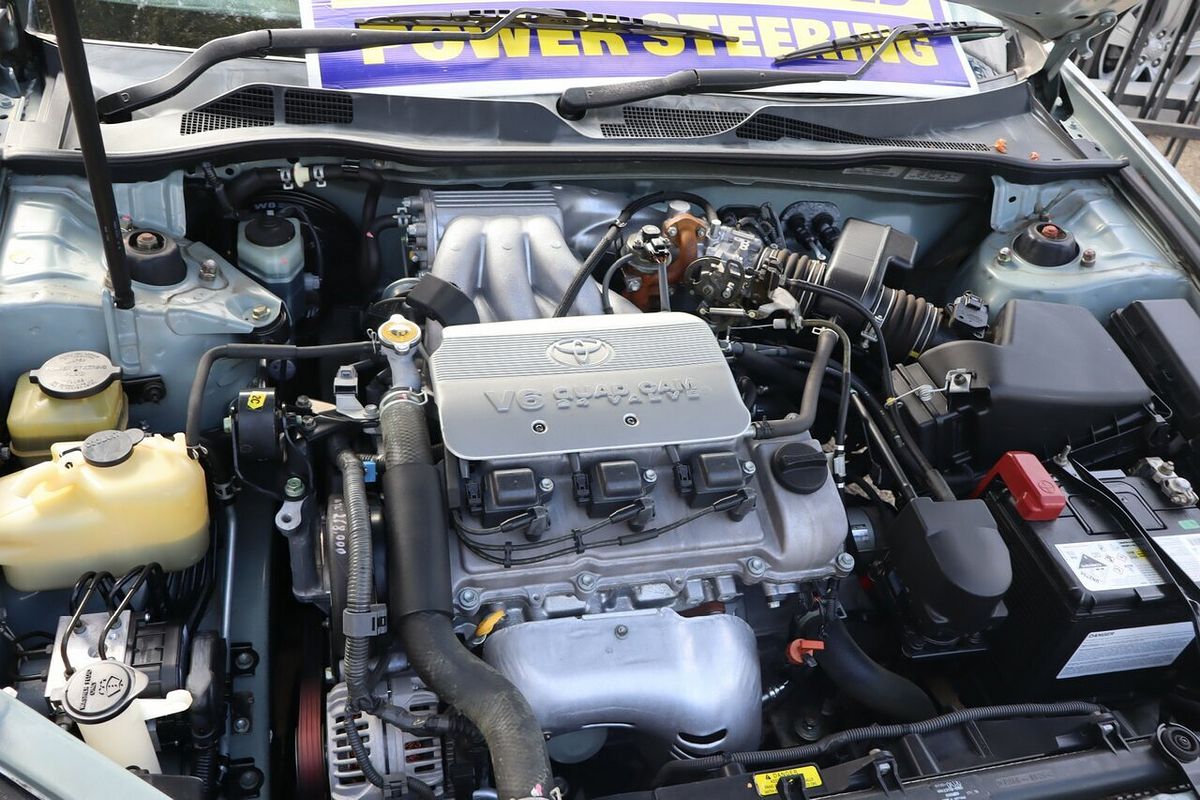 2004 Toyota Camry Altise ACV36R