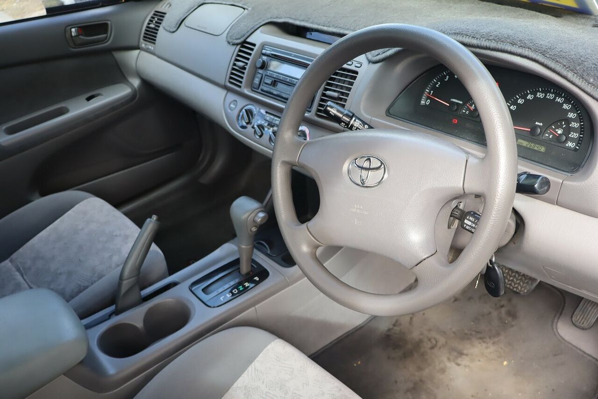 2004 Toyota Camry Altise ACV36R