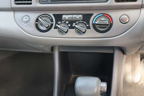 2004 Toyota Camry Altise ACV36R