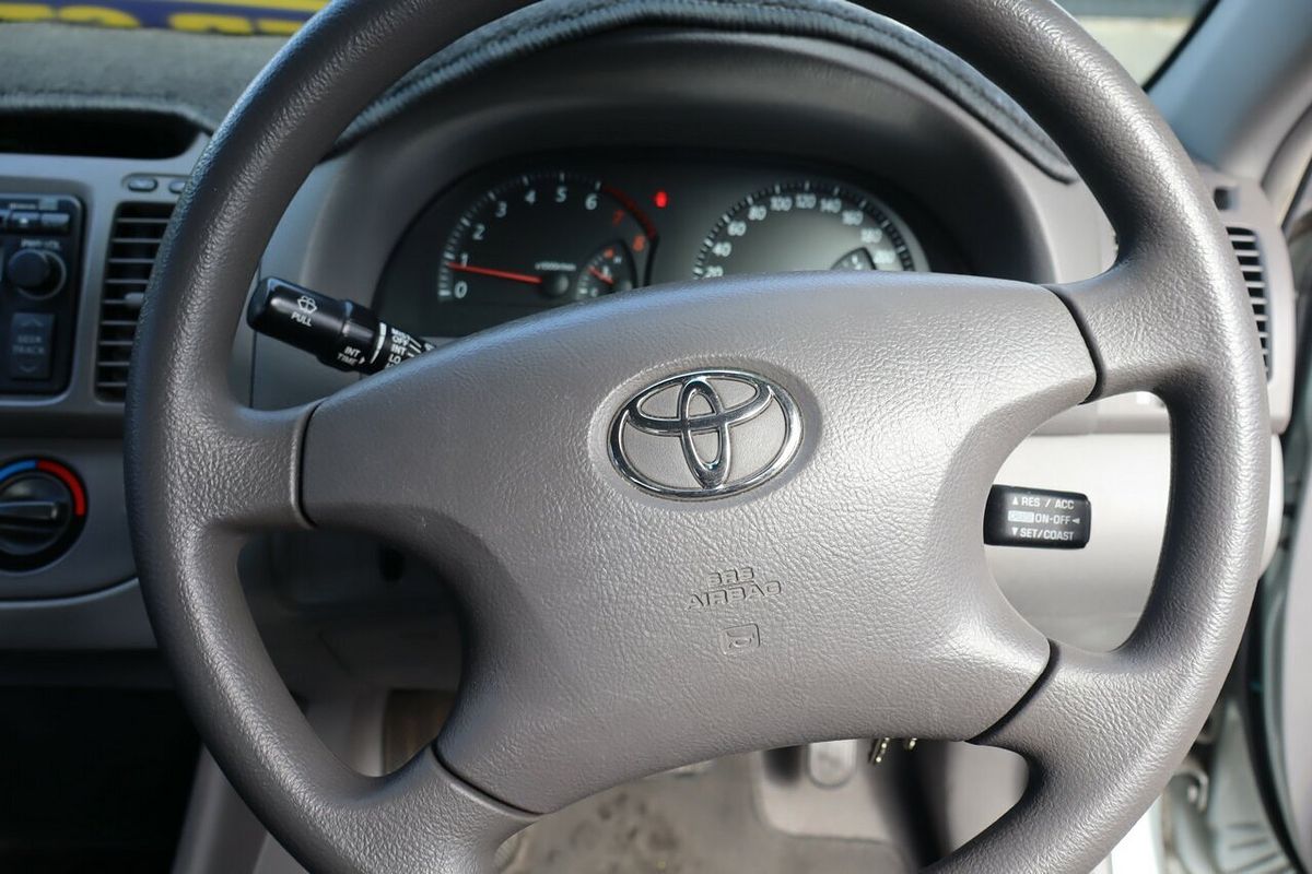 2004 Toyota Camry Altise ACV36R