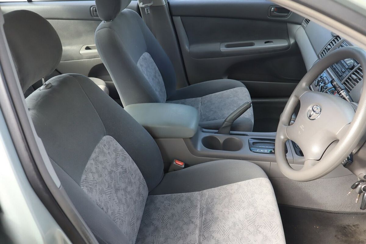 2004 Toyota Camry Altise ACV36R