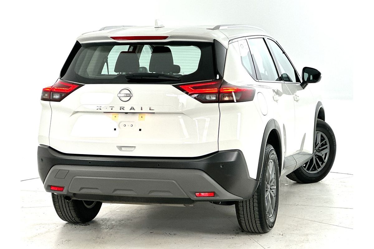 2024 Nissan X-TRAIL ST T33